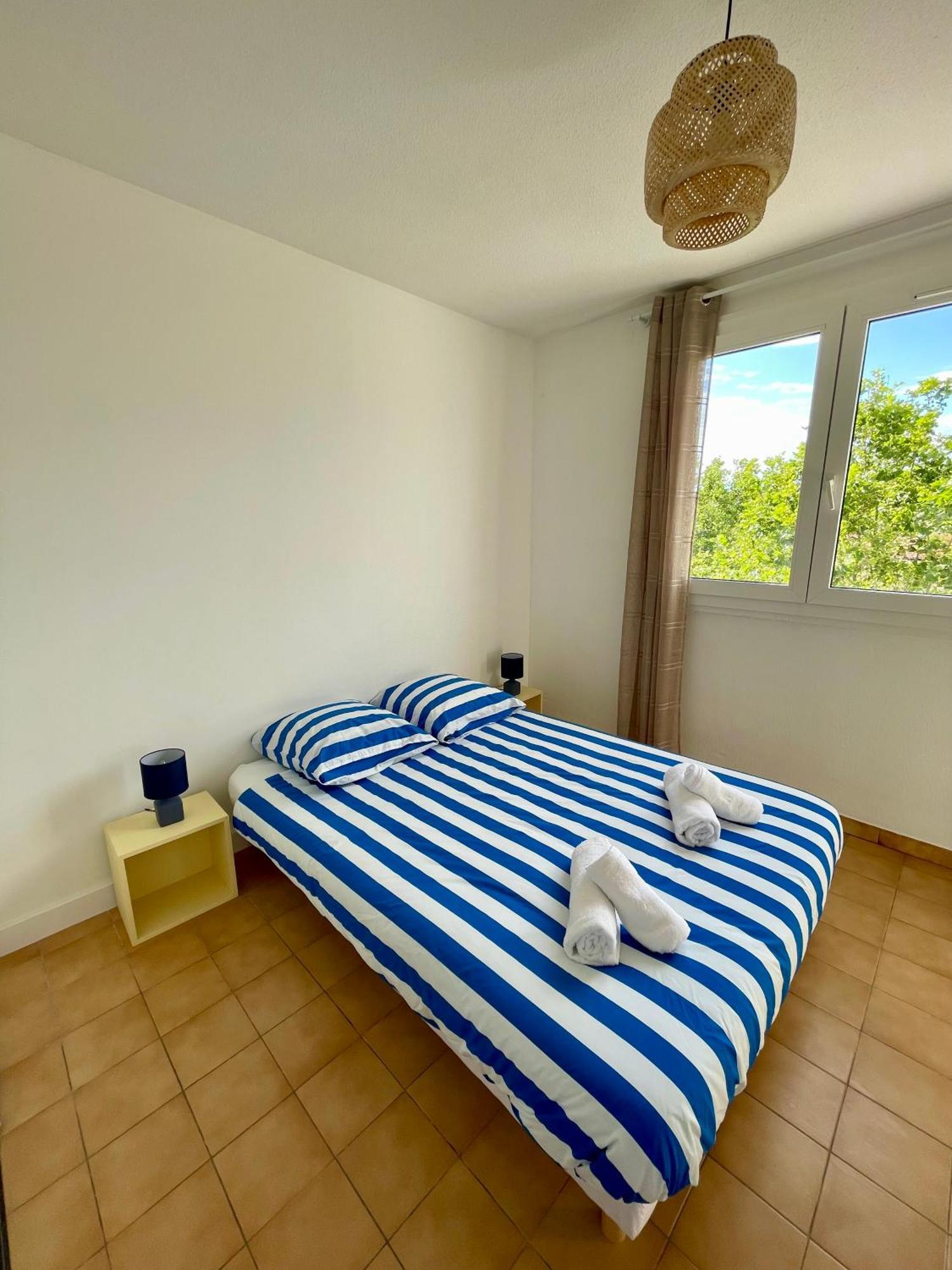 Apartamento Superbe Duplex Refait A Neuf ! Hyères Exterior foto