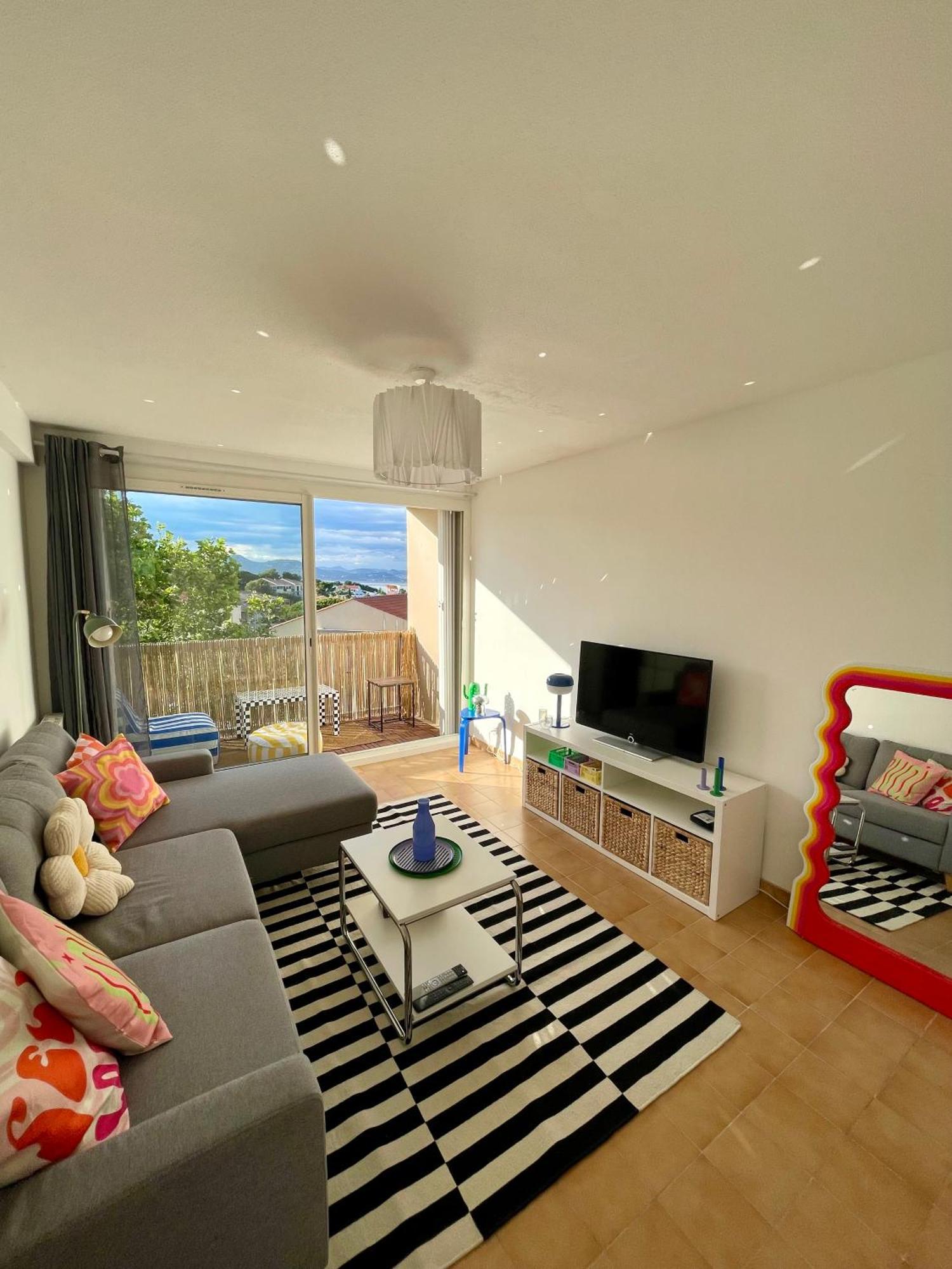 Apartamento Superbe Duplex Refait A Neuf ! Hyères Exterior foto